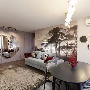 Leogrand On Svobody Avenue Львов